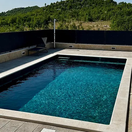 Villa House Bella