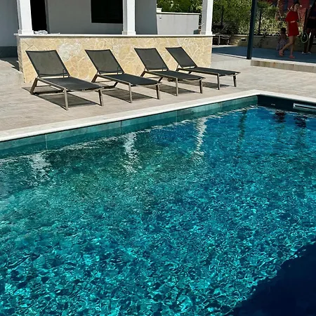 House Bella