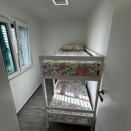 House Bella *